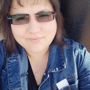 Meet your Posher, Marianne